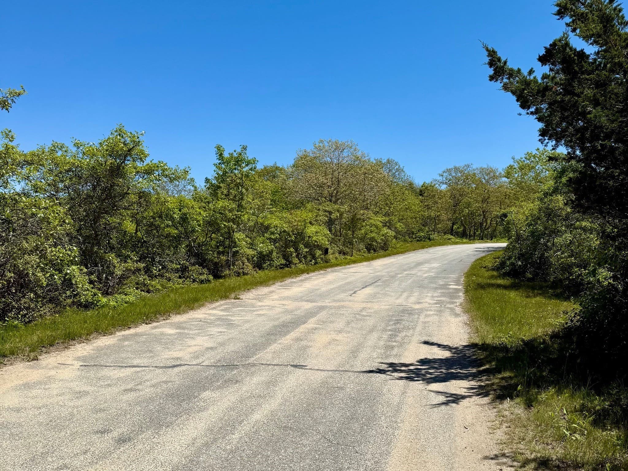Residential at 25 Coffins Field Rd, Edgartown MA 02539, photo 2 of 4