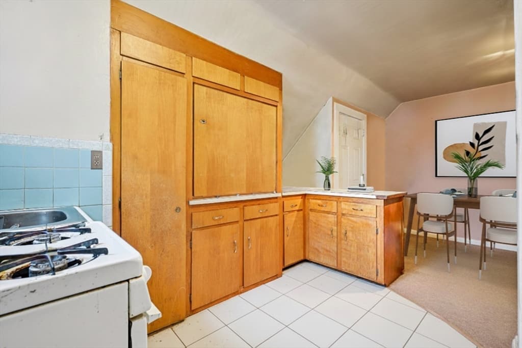 Commercial Sale at 327 Central Street, Saugus MA 01906, photo 6 of 31
