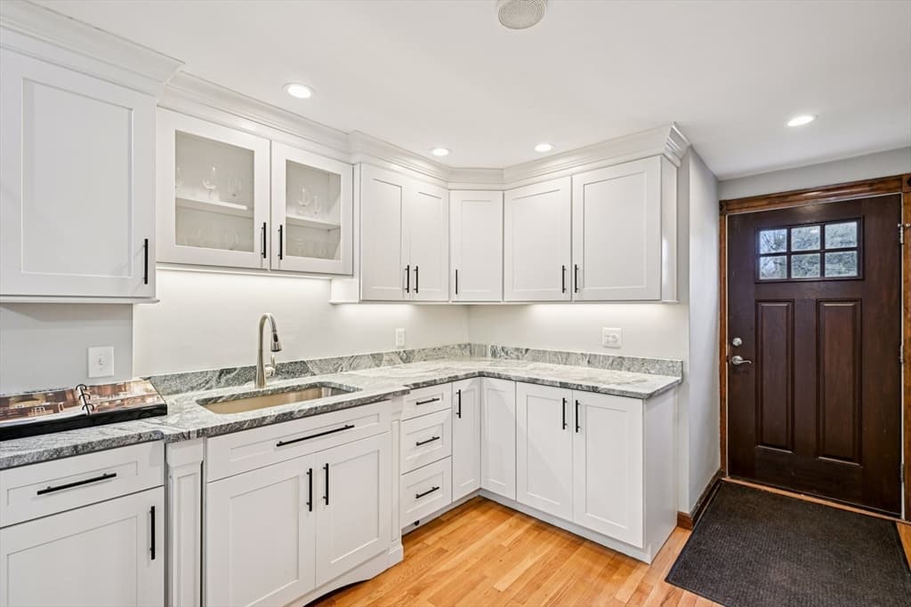 Commercial Sale at 327 Central Street, Saugus MA 01906, photo 14 of 31