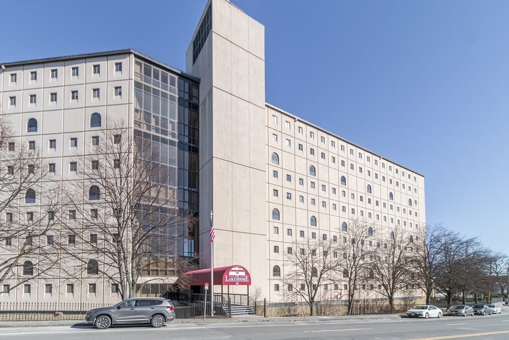 65 Lake Avenue # 1008, Worcester MA 01604