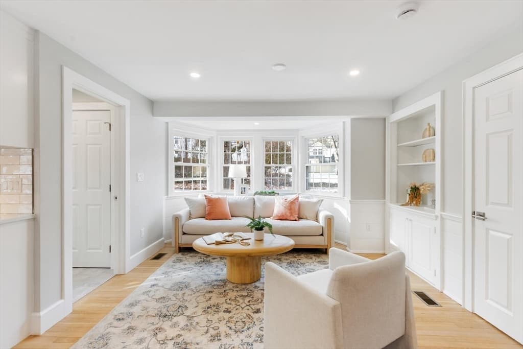 1 Town Way, Winchester MA 01890