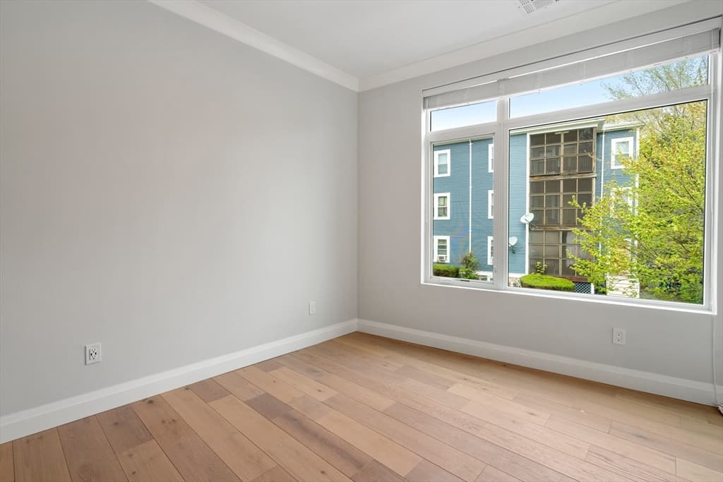 142 Pleasant Street, Boston MA 02125 photo 8