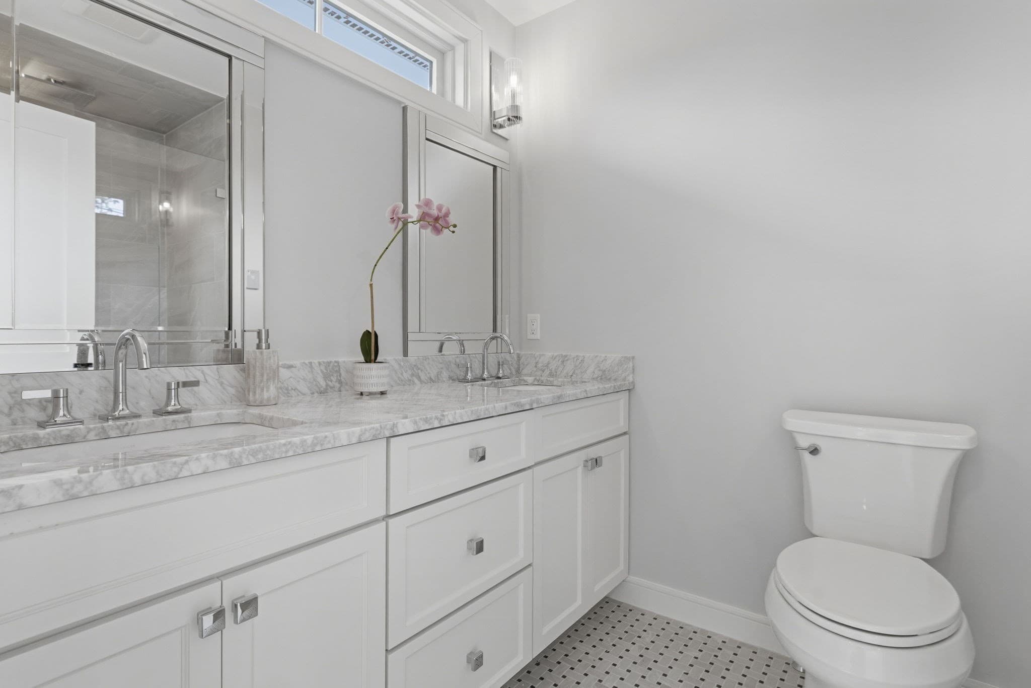 Condominium at 33 Chestnut St # 2, Andover MA 01810, photo 13 of 28