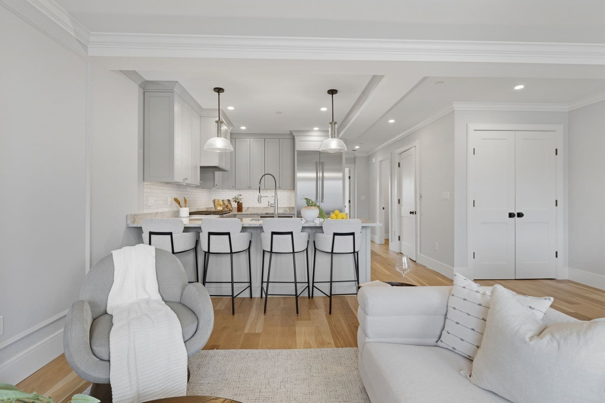Condominium at 33 Chestnut St # 2, Andover MA 01810, photo 4 of 28