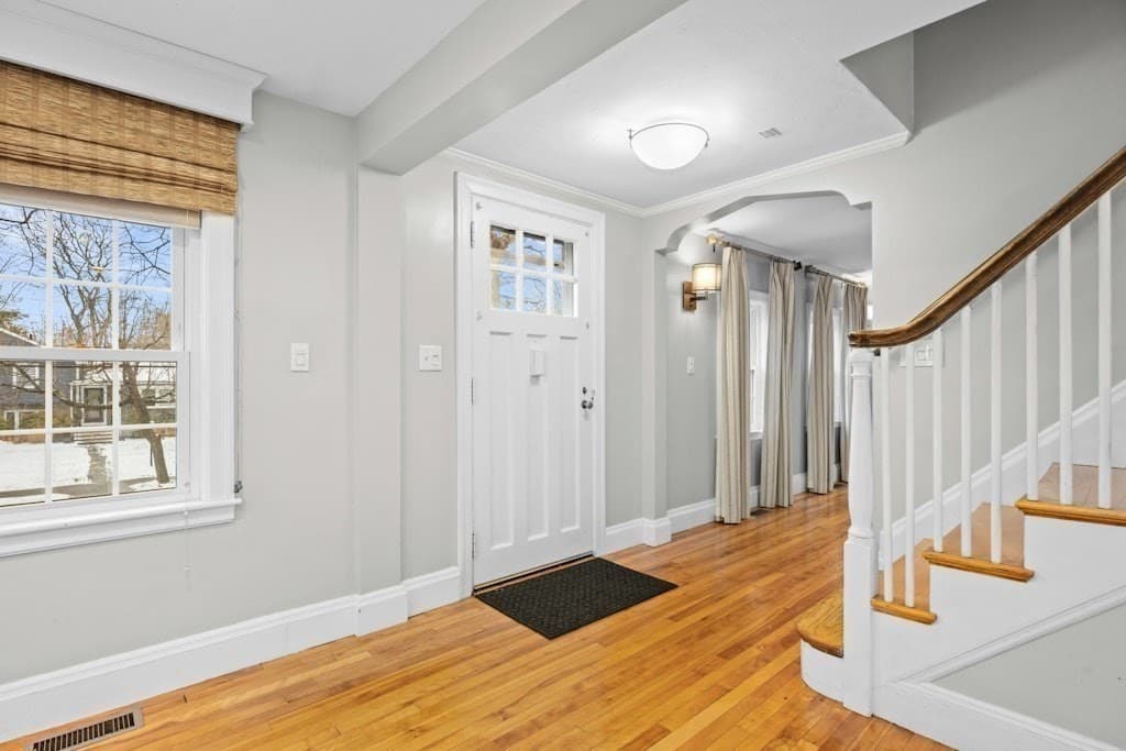 Single Family Residence at 66 Brookline St, Newton MA 02467, Newton, photo 6 of 29