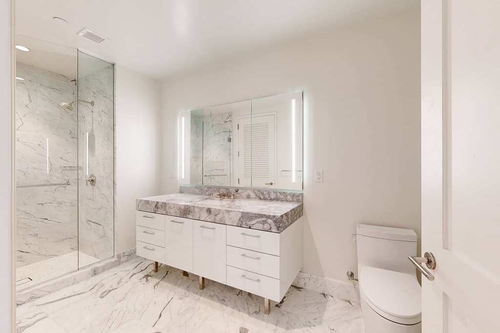 Condominium at 240 Devonshire Street # 3811, Boston MA 02110, photo 6 of 40