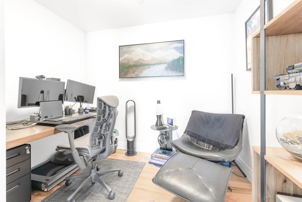 Condominium at 300 Pier 4 Blvd # 8A, Boston MA 02210, photo 21 of 39