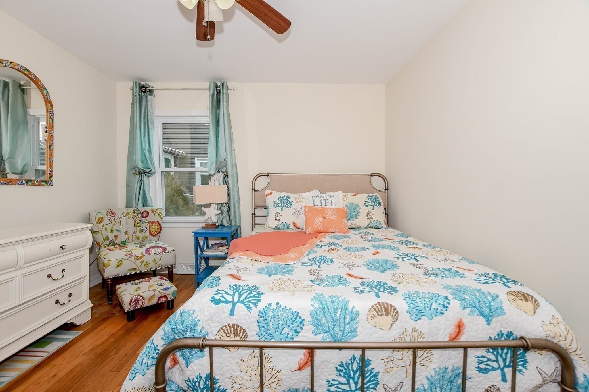 Single Family Residence at 58 Bayview Avenue, Fairhaven MA 02719, photo 17 of 42