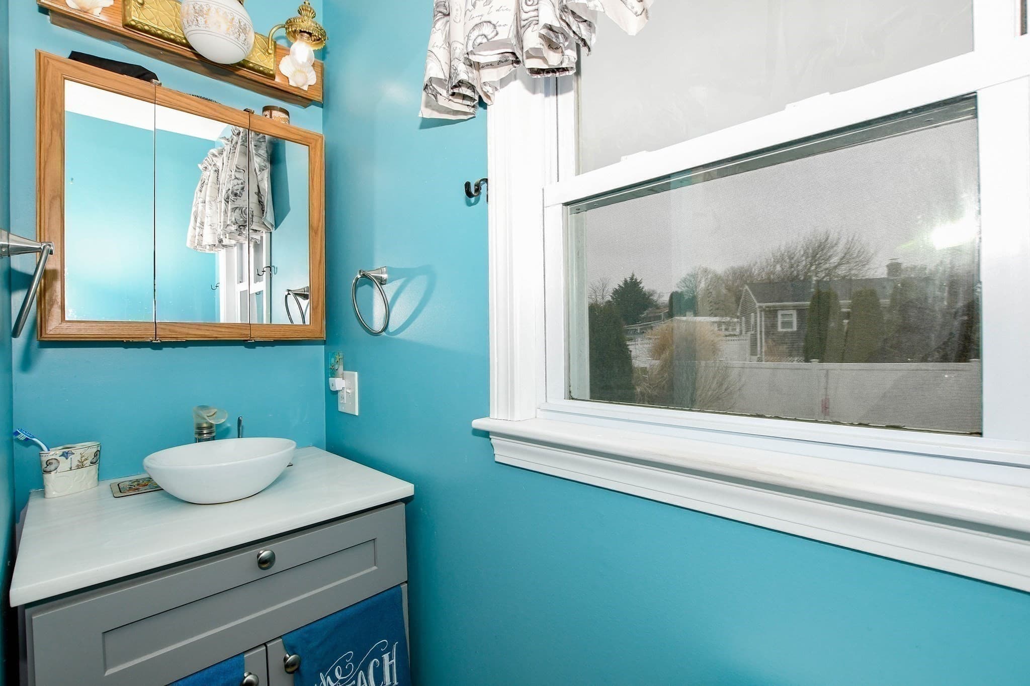 Single Family Residence at 58 Bayview Avenue, Fairhaven MA 02719, photo 20 of 42