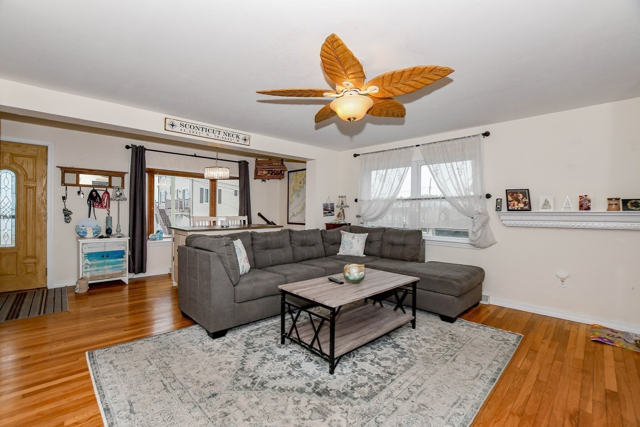 Single Family Residence at 58 Bayview Avenue, Fairhaven MA 02719, photo 11 of 42