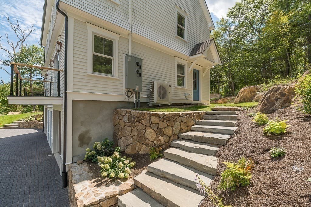 Condominium at 5 Samoset Rd # B, Gloucester MA 01930, Gloucester, photo 18 of 35