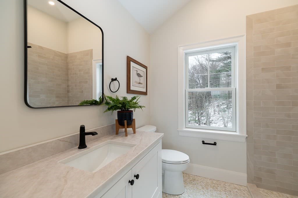 Condominium at 5 Samoset Rd # B, Gloucester MA 01930, Gloucester, photo 29 of 35