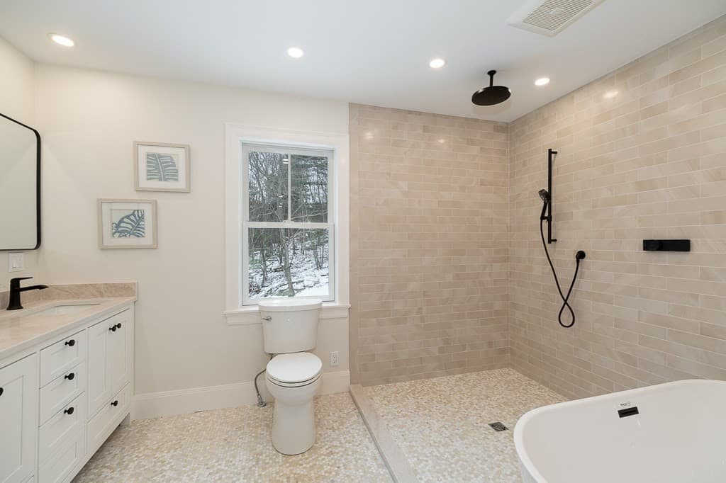 Condominium at 5 Samoset Rd # B, Gloucester MA 01930, Gloucester, photo 25 of 35