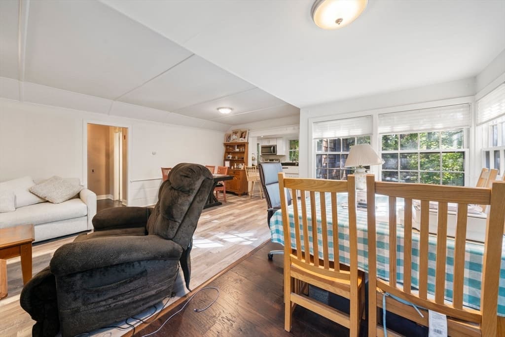 Single Family Residence at 324 Sandwich St, Plymouth MA 02360, photo 15 of 38