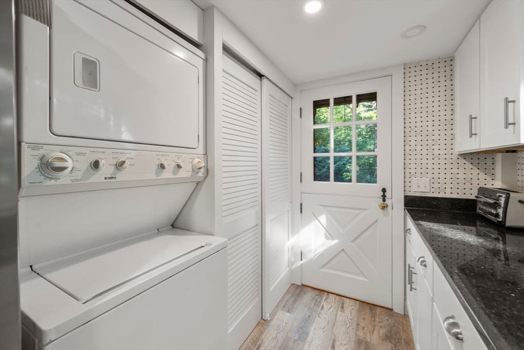 Single Family Residence at 324 Sandwich St, Plymouth MA 02360, photo 19 of 38