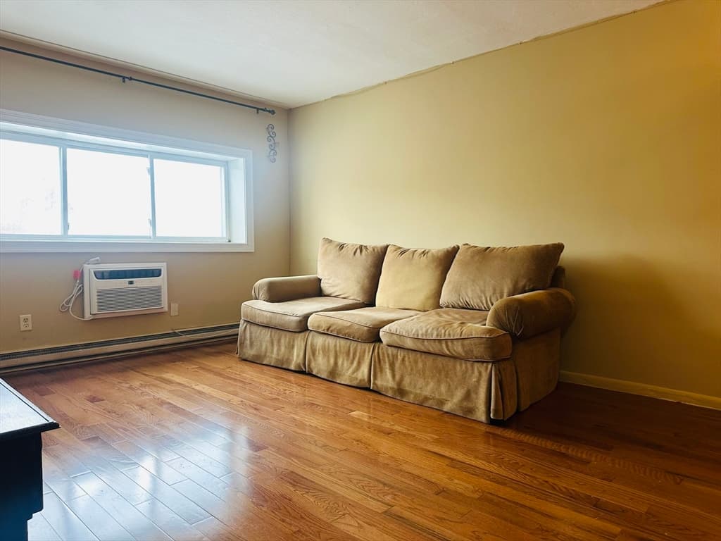 624 Hyde Park Ave # C3, Boston MA 02131 photo 6