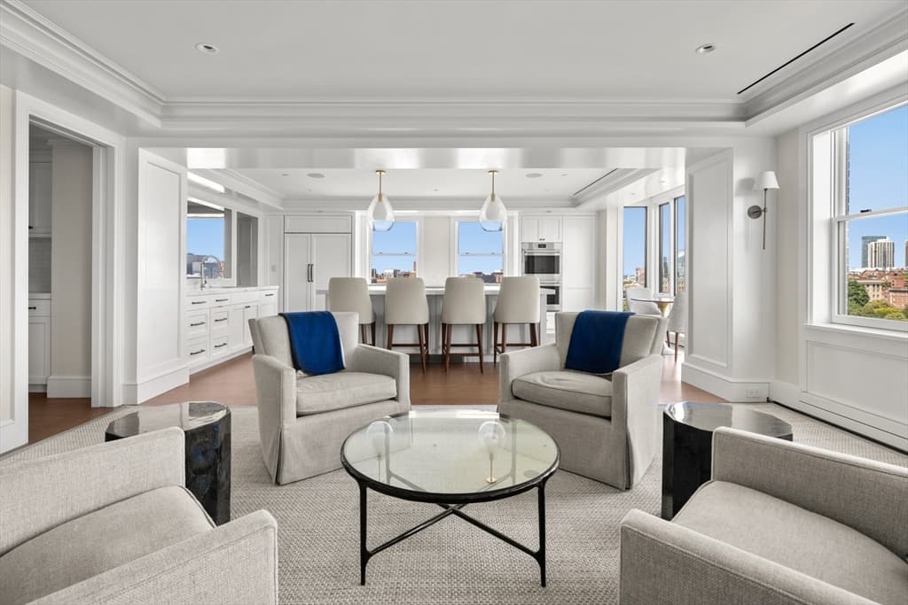 2 Commonwealth Avenue, Boston MA 02116 photo 7