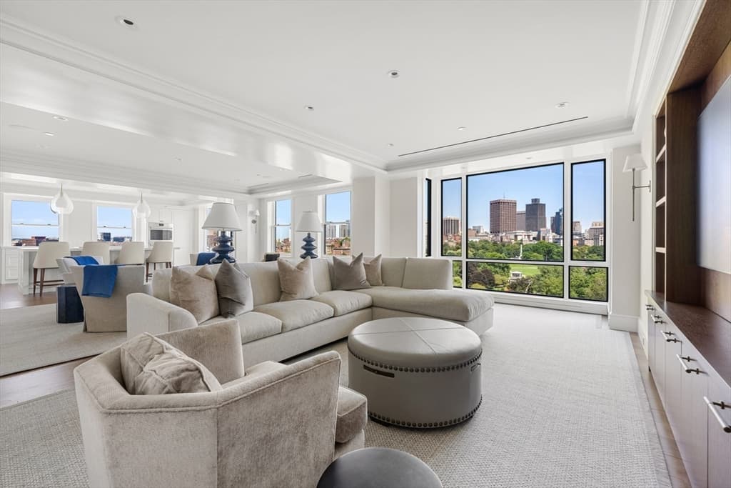 2 Commonwealth Avenue, Boston MA 02116 photo 5