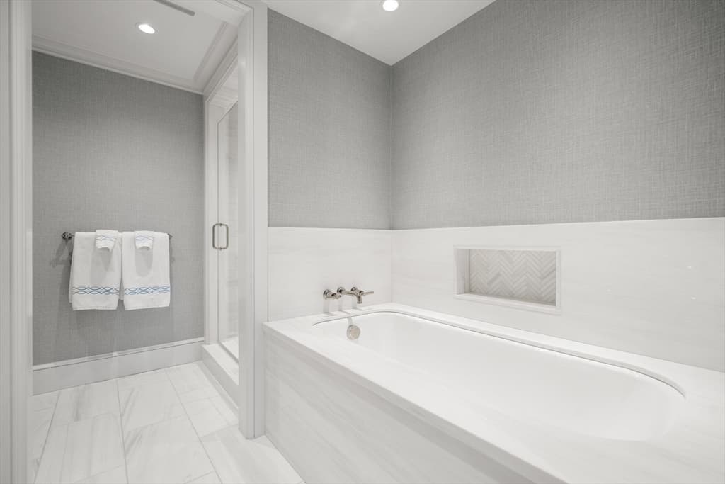 2 Commonwealth Avenue, Boston MA 02116 photo 33