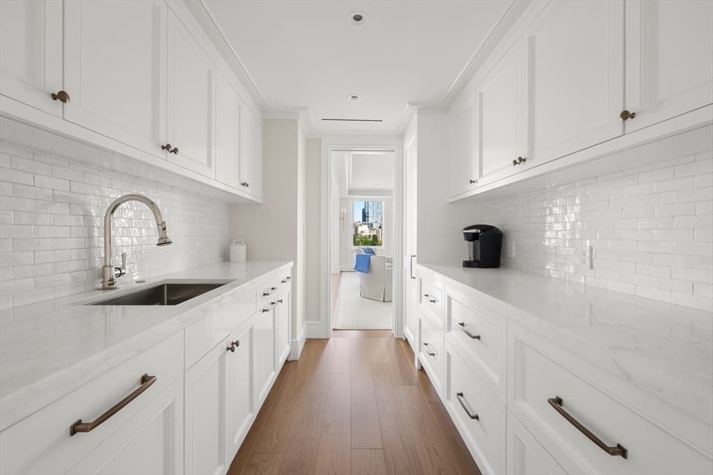 2 Commonwealth Avenue, Boston MA 02116 photo 18