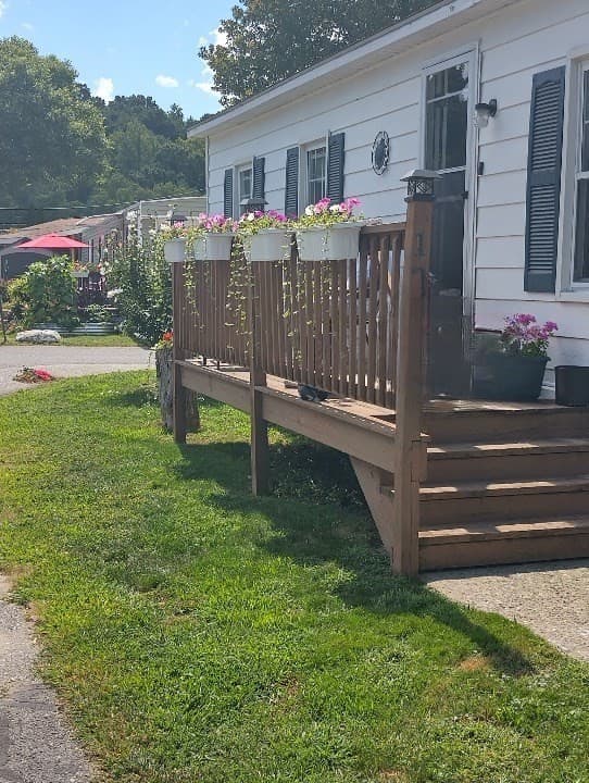 93 Grochmal Avenue # 12, Springfield MA 01151 photo 2