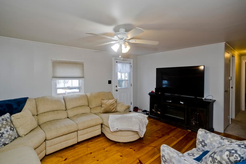 93 Grochmal Avenue # 12, Springfield MA 01151 photo 13