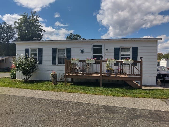 93 Grochmal Avenue # 12, Springfield MA 01151
