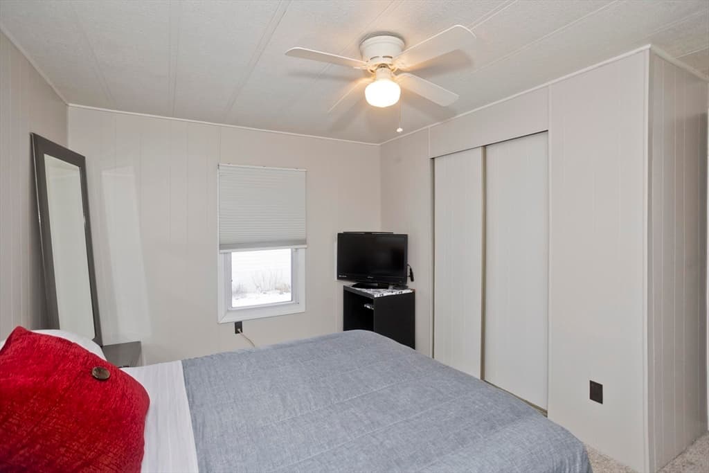 93 Grochmal Avenue # 12, Springfield MA 01151 photo 24