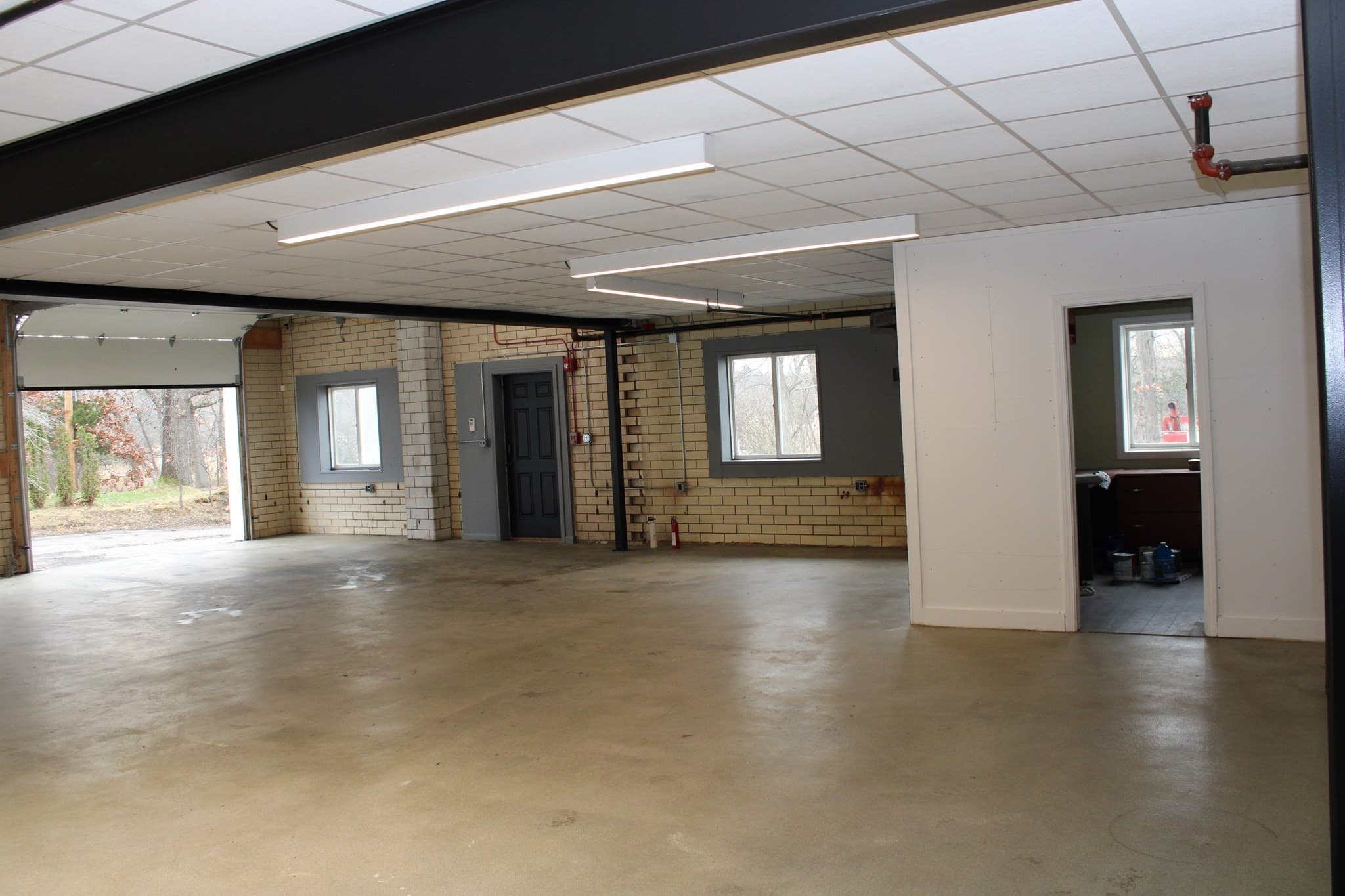 Commercial Sale at 6 Old Essex Rd. # 6, Ipswich MA 01938, photo 5 of 10