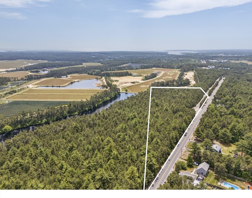 0 Charge Pond Road, Wareham MA 02571
