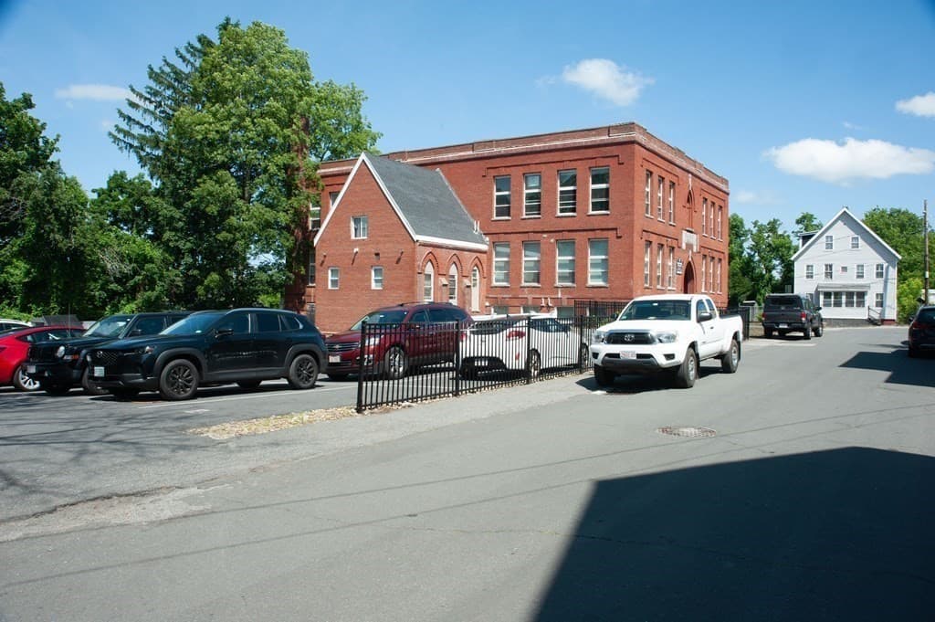 5+ Family - 5+ Units Up/Down at 108 Harrison St, Haverhill MA 01830, photo 5 of 18