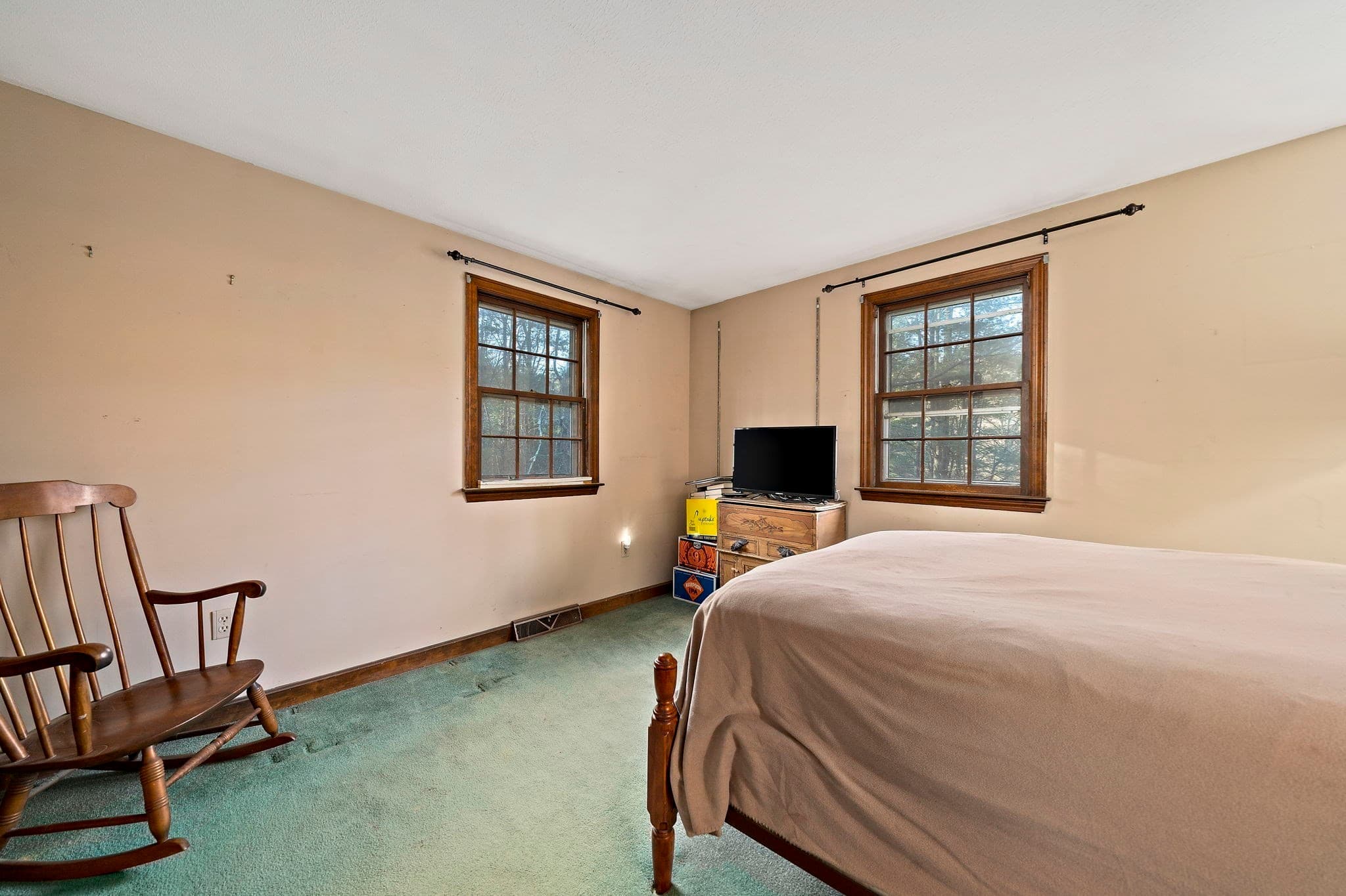 Single Family Residence at 15 Forest St, Plympton MA 02367, photo 18 of 37