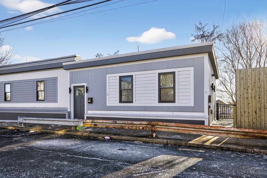 2 Family - 2 Units Side by Side at 3 Walley Street, Boston MA 02128, Boston, photo 6 of 11