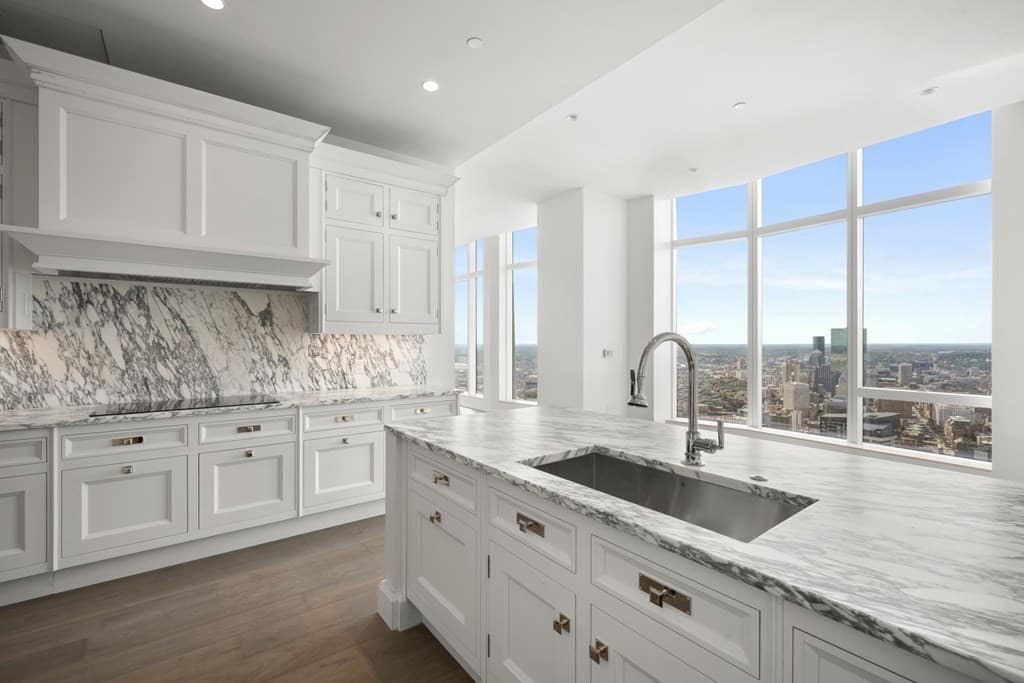 240 Devonshire Street # 2C, Boston MA 02110