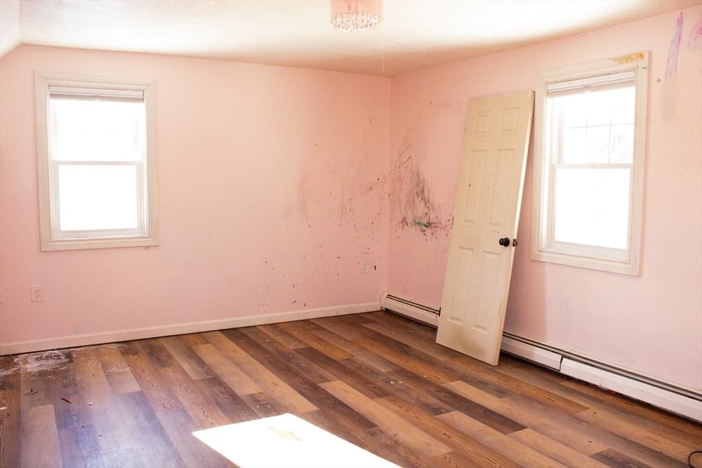Single Family Residence at 25 Bear Hill Rd, Gardner MA 01440, photo 22 of 39
