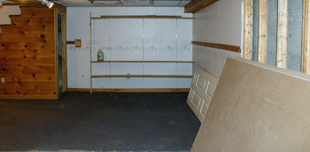 Single Family Residence at 25 Bear Hill Rd, Gardner MA 01440, photo 37 of 39