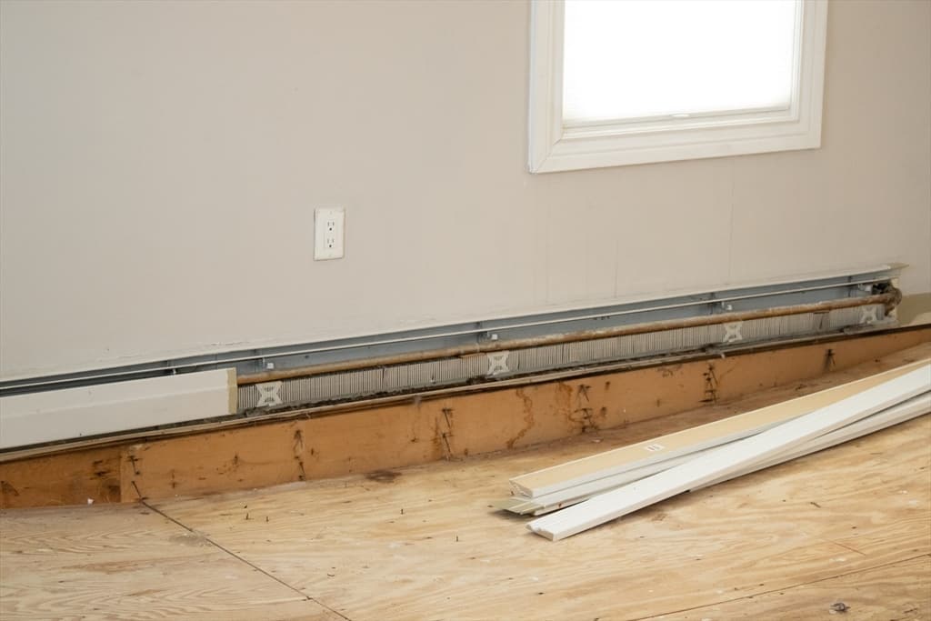 Single Family Residence at 25 Bear Hill Rd, Gardner MA 01440, photo 15 of 39