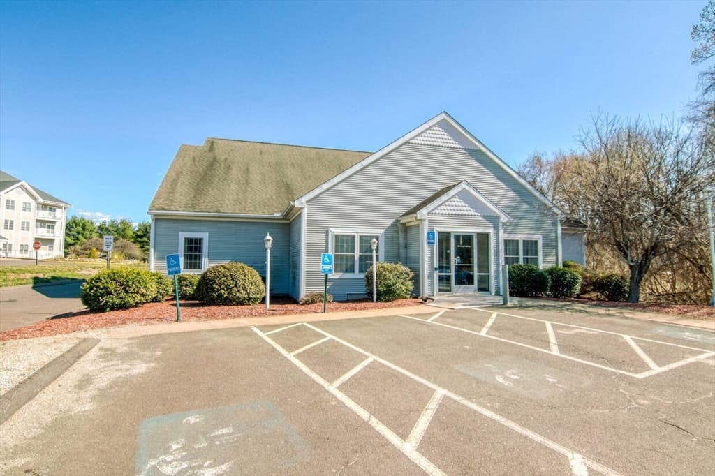800 College Hwy, Southwick MA 01077