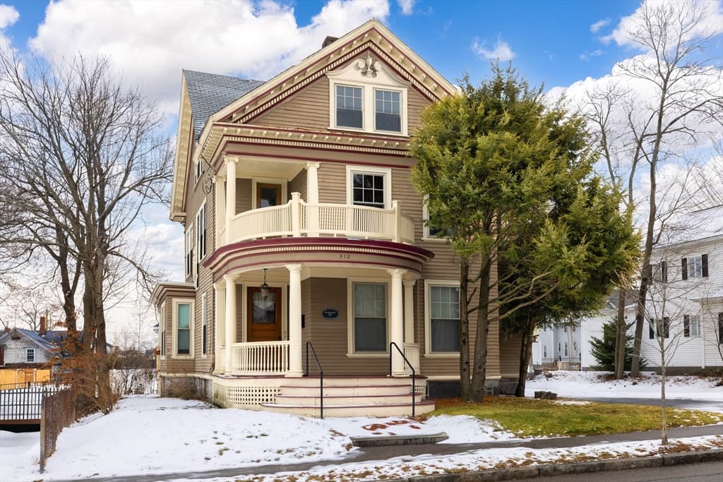 312 Wilder Street, Lowell MA 01851