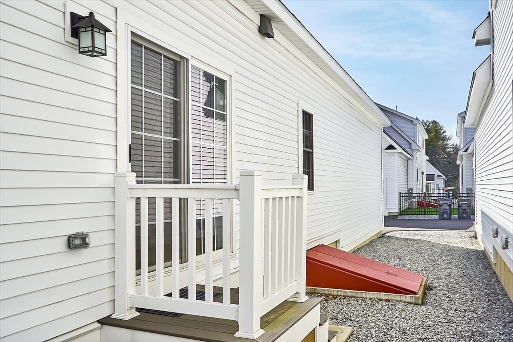 Condominium at 7 Baldwin Ct # 7, Harvard MA 01451, photo 33 of 39