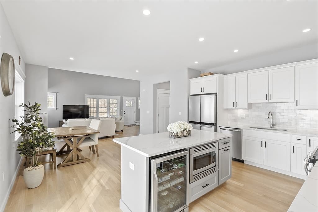 Condominium at 7 Baldwin Ct # 7, Harvard MA 01451, photo 14 of 39