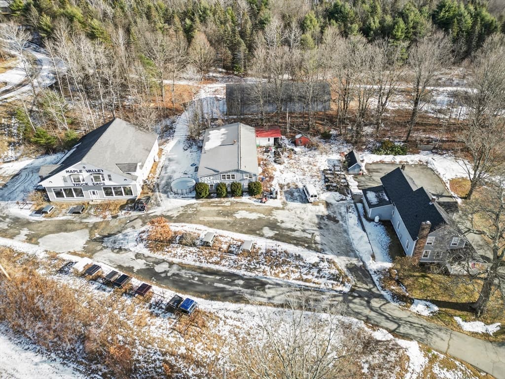 1245 Bernardston Rd, Greenfield MA 01301
