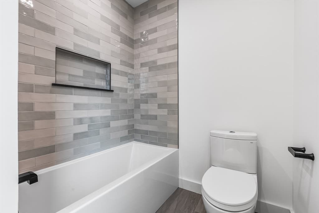 Condominium at 360 Athens St # 360, Boston MA 02127, Boston, photo 12 of 27