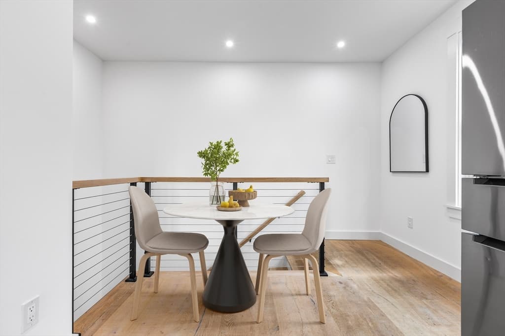 Condominium at 360 Athens St # 360, Boston MA 02127, Boston, photo 7 of 27