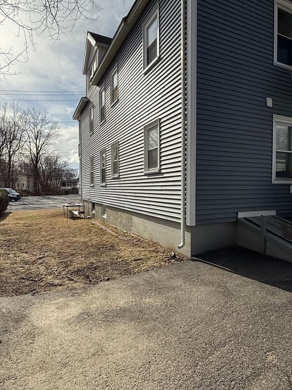 27 Mission St, Gardner MA 01440 photo 5