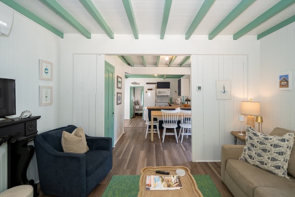 Single Family Residence at 9 Brunswick, Oak Bluffs MA 02557, photo 10 of 36
