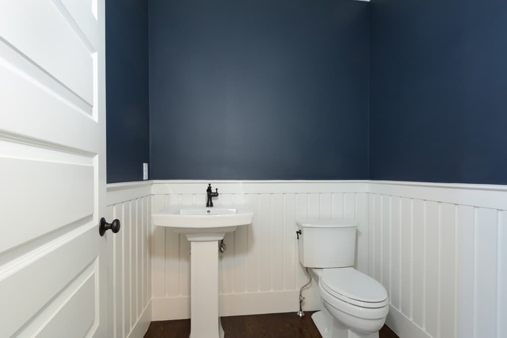 Single Family Residence at 37 Bayliss Way, Uxbridge MA 01569, photo 7 of 40
