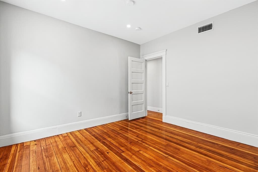 3 Family - 3 Units Up/Down at 79 Pleasant Street, Boston MA 02125, photo 17 of 34