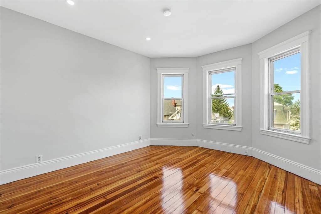 3 Family - 3 Units Up/Down at 79 Pleasant Street, Boston MA 02125, photo 14 of 34