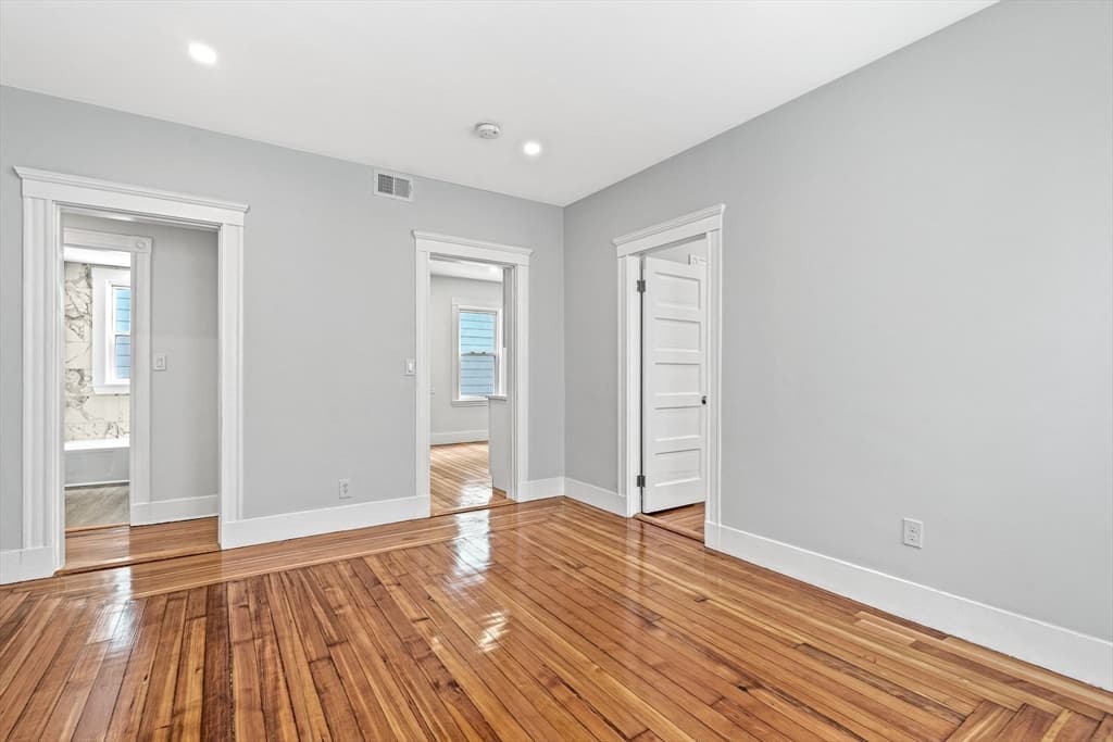 3 Family - 3 Units Up/Down at 79 Pleasant Street, Boston MA 02125, photo 25 of 34